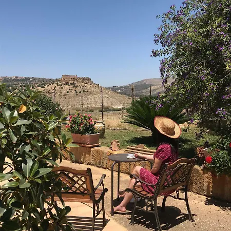 Il Giardino Di Athena Vista Valle Dei Templi